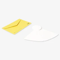 Biglietto d'auguri con cappello festivo a nido d'ape