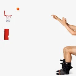 Partita di basket in bagno