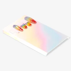 Unghie press-on con strass arcobaleno